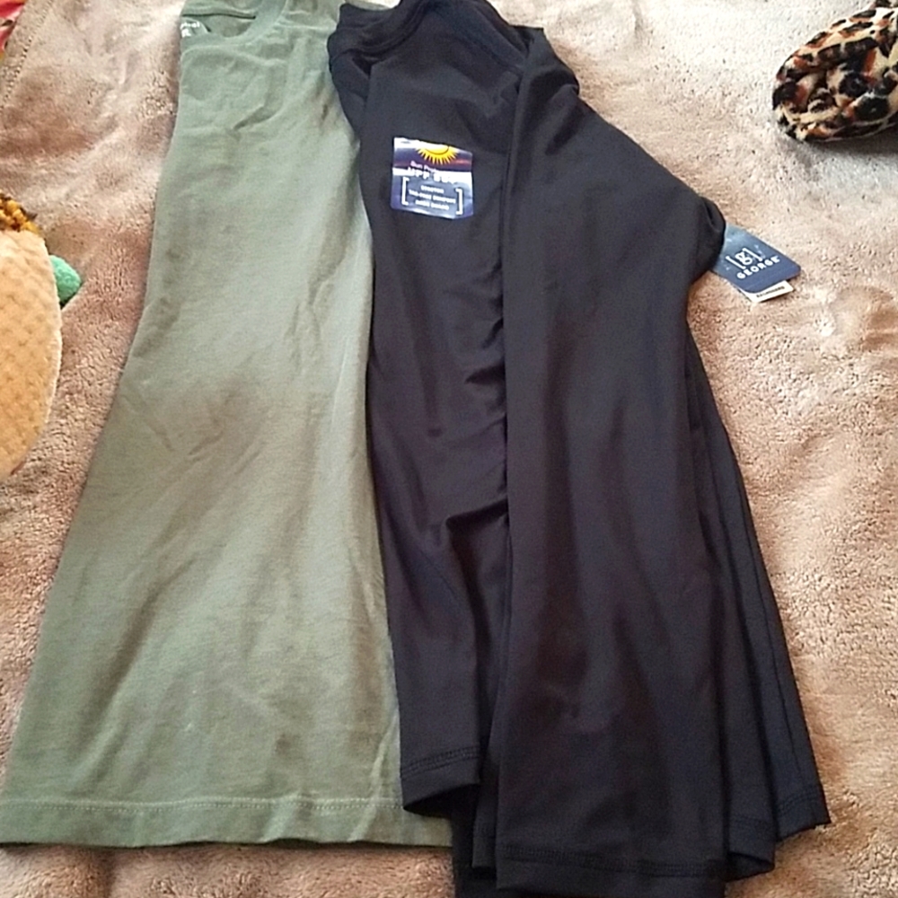 Bundle of 2 Size M shirts